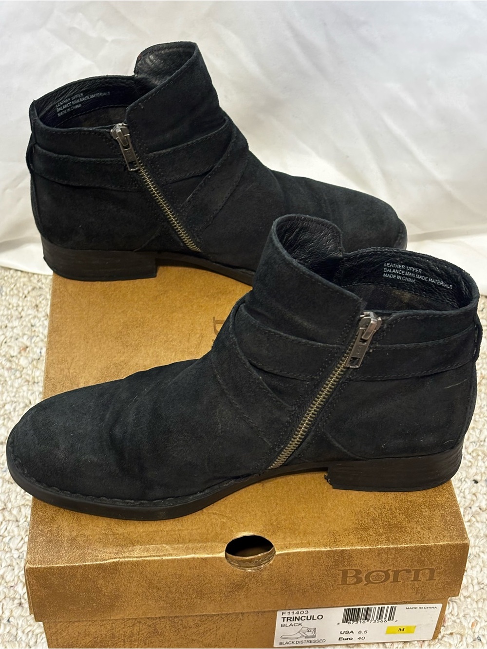 Born Trinculo Black Distressed Leather Buckle Moto Boots Bootie 8.5 - Picture 4 of 11